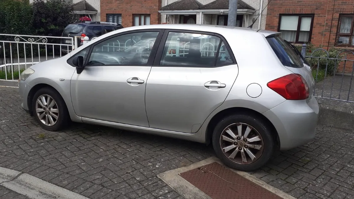 Toyota Auris 2007 - Image 3