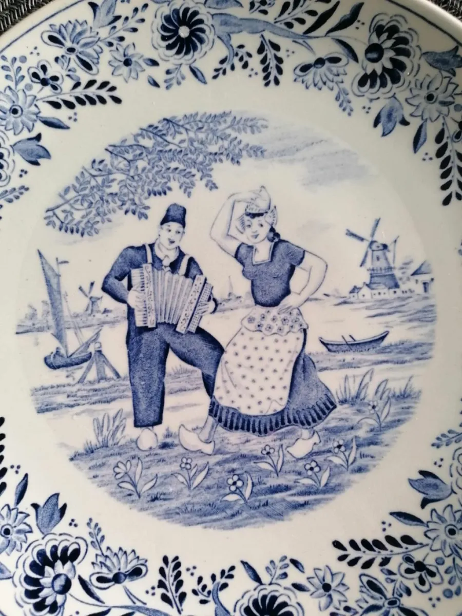 Vintage Royal Sphinx by Boch "Delft" Wall Plate - Image 4