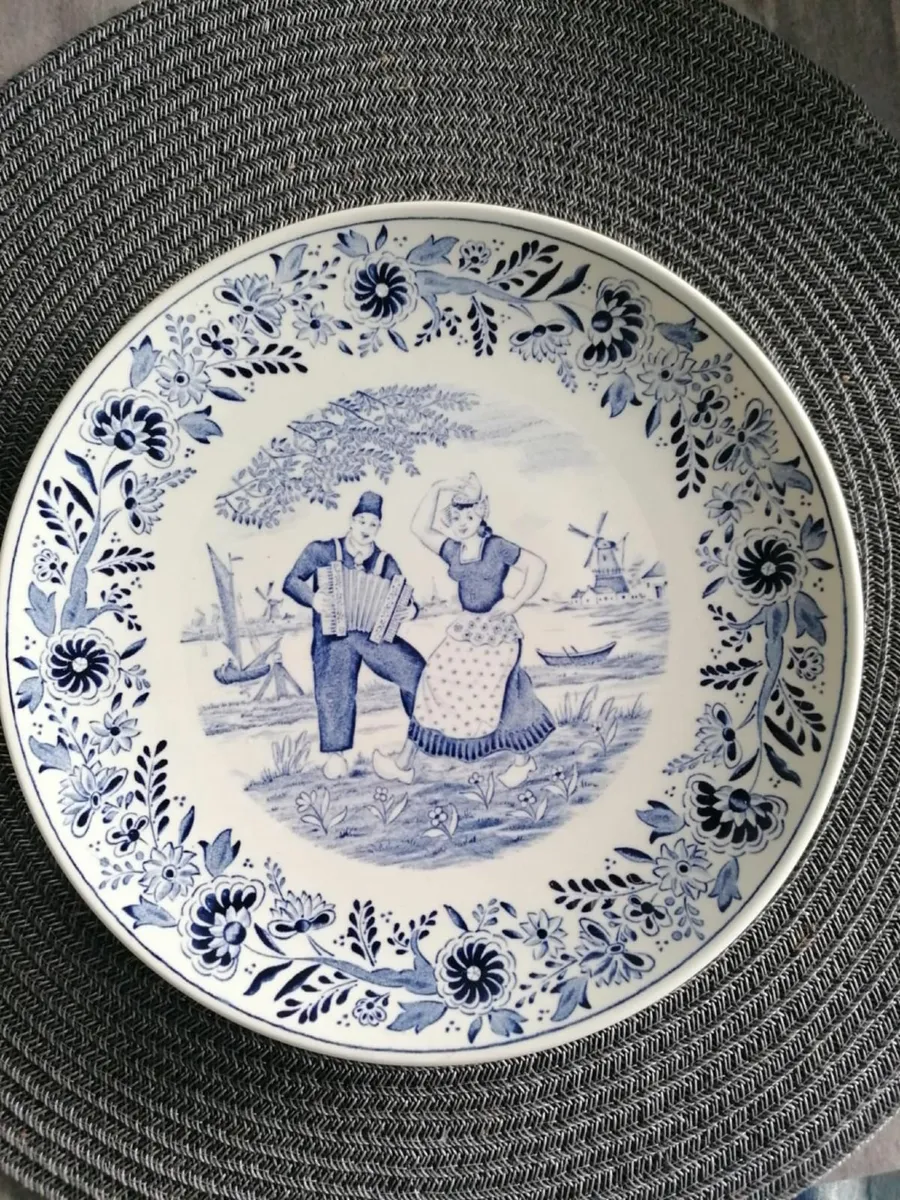 Vintage Royal Sphinx by Boch "Delft" Wall Plate - Image 1