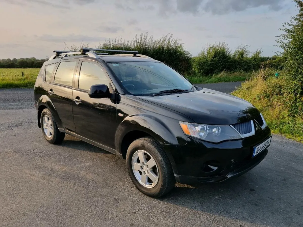 Mitsubishi Outlander 4x4 2.0 tdi Nct and tax - Image 2