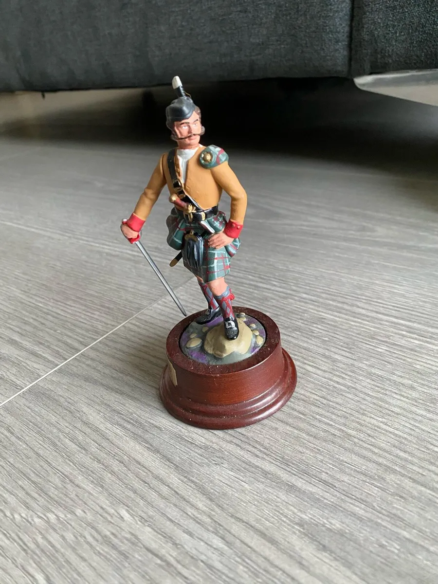 New soldier figure - Image 3