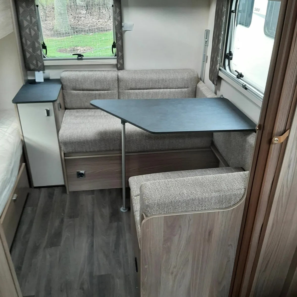 Caravan - Image 3