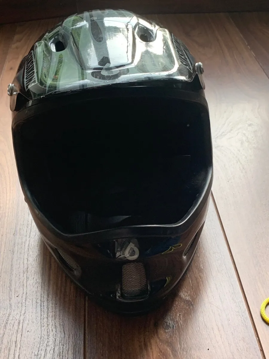 SIXSIXONE Cycling  helmet - Image 4
