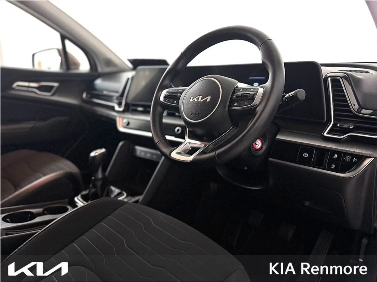 Kia Sportage Manual 5DR - Image 2