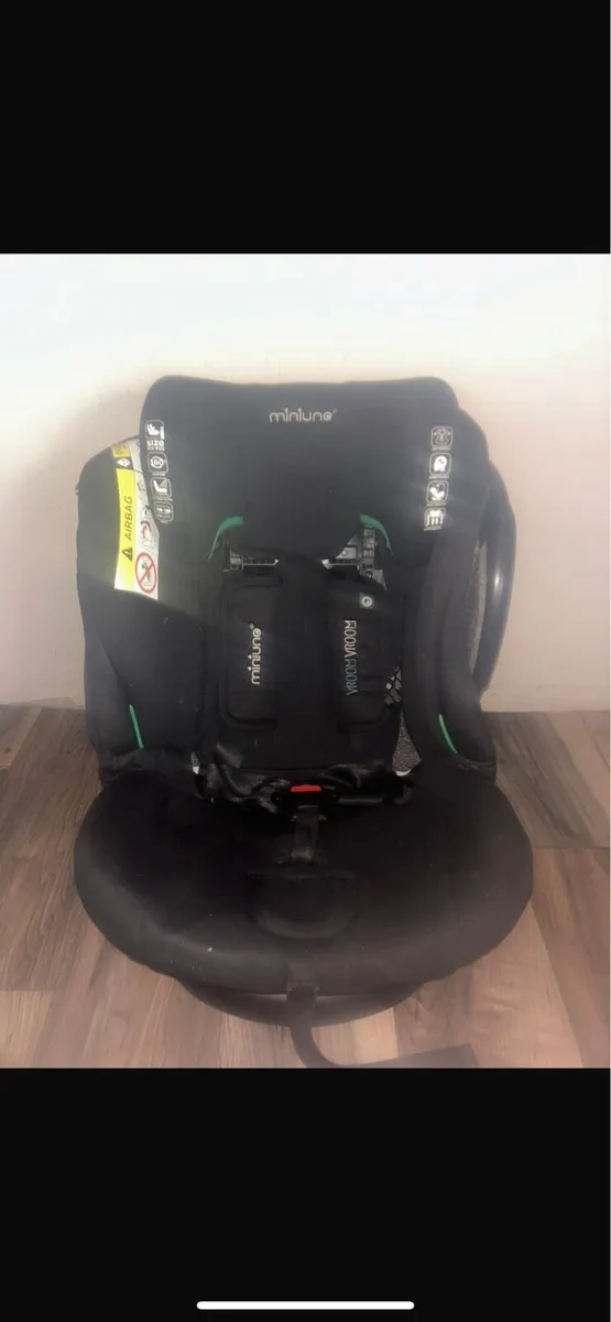 Car seat - Image 1