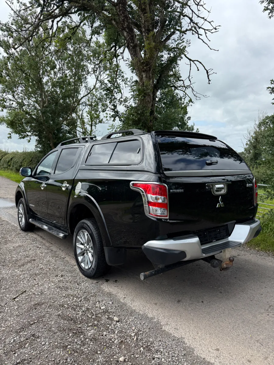 152 Mitsubishi L200 2.4 DI-D Barbarian *No Vat* - Image 3