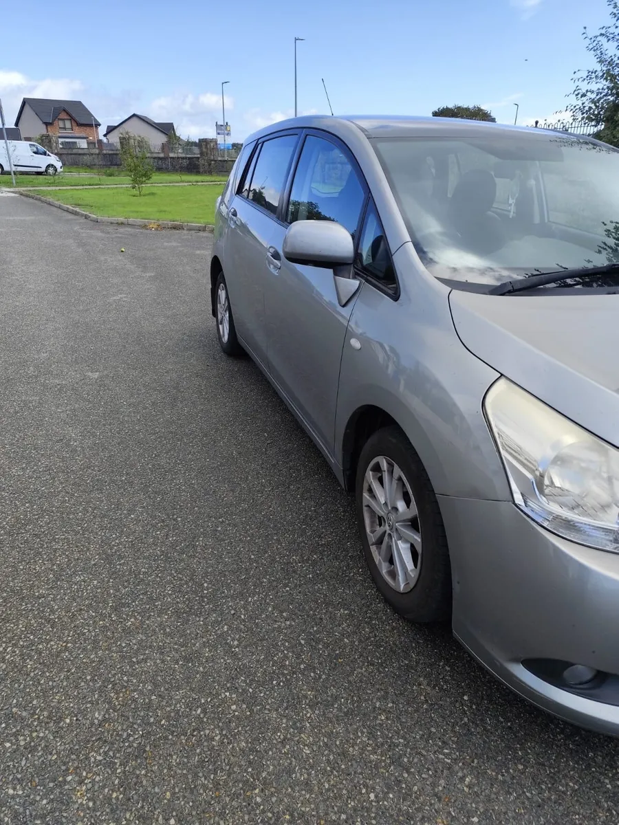 Toyota Verso 2011 - Image 3
