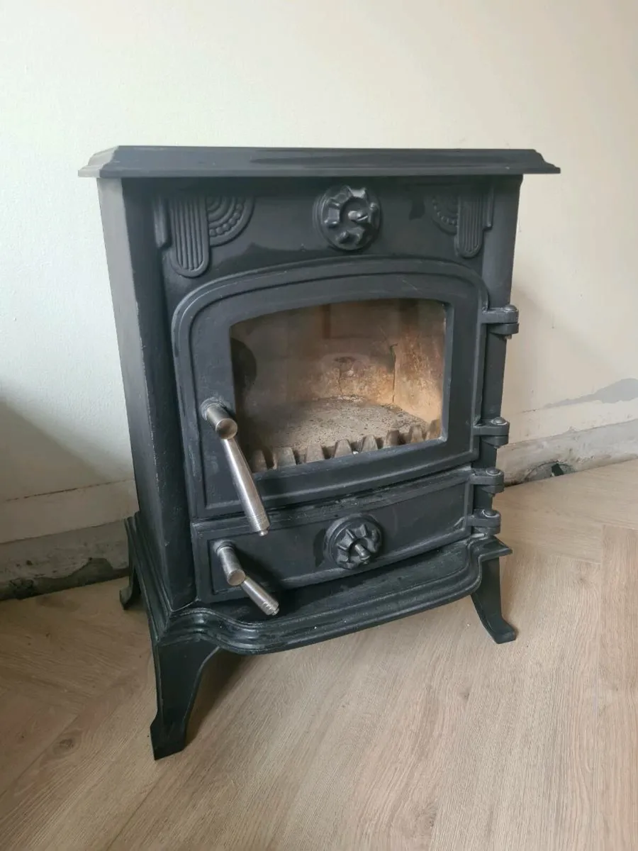 Stove - Image 2