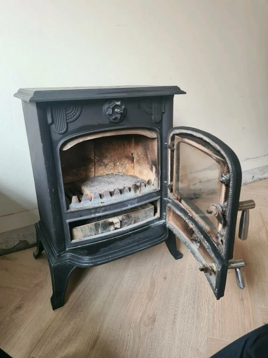 Stove - Image 3