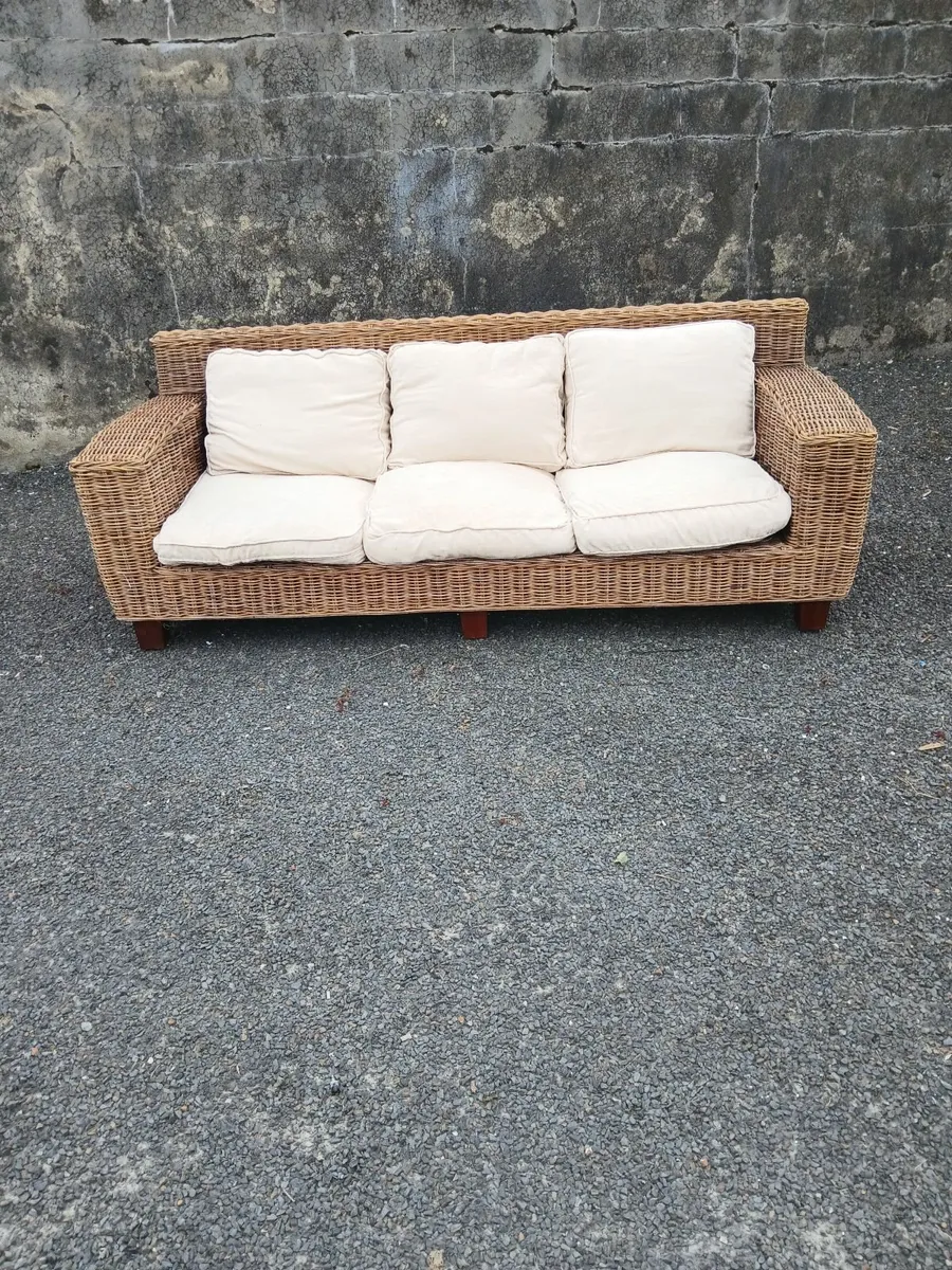 Wicker suite - Image 4