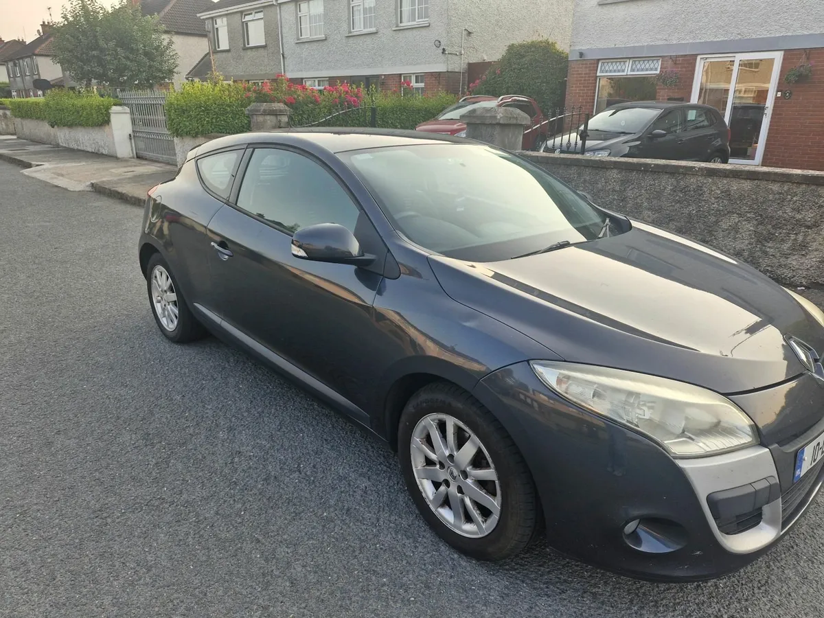 Renault Megane 2010 - Image 4