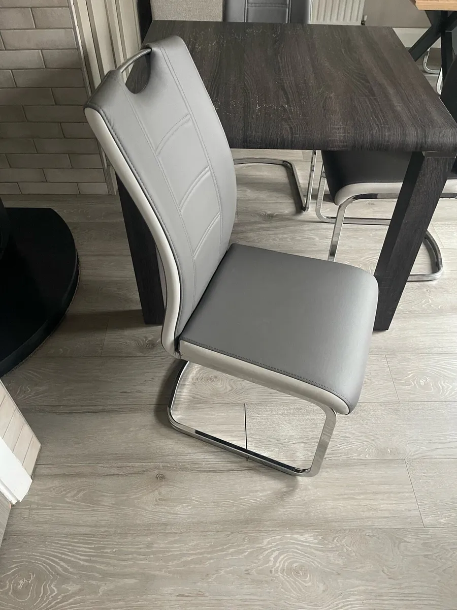 Dining table and four chairs - Image 4
