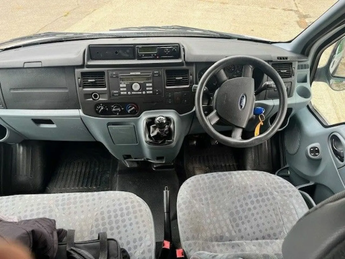 Ford Transit 2013 wheelchair accessible - Image 3