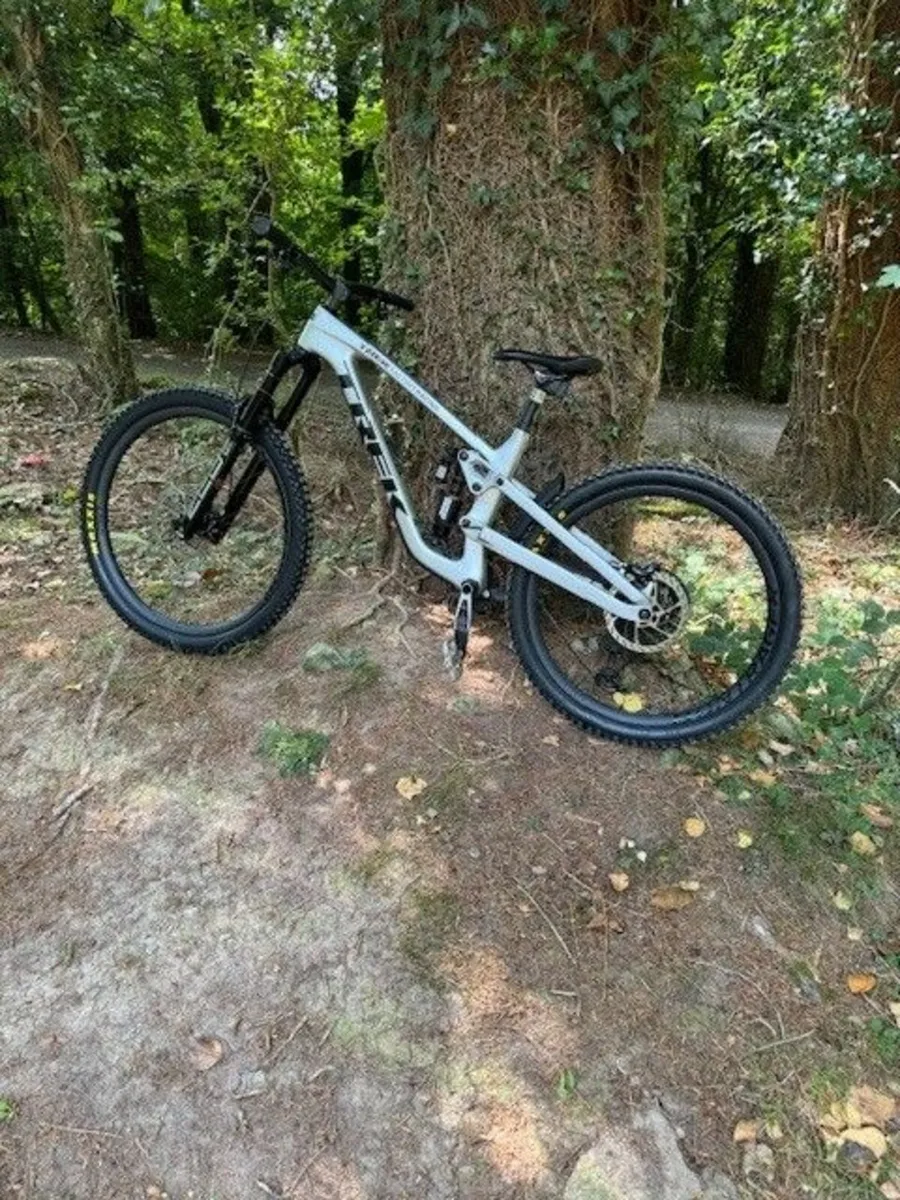 Trek Slash gen 6  9.9 XO Axs Ttype   size M/L - Image 4
