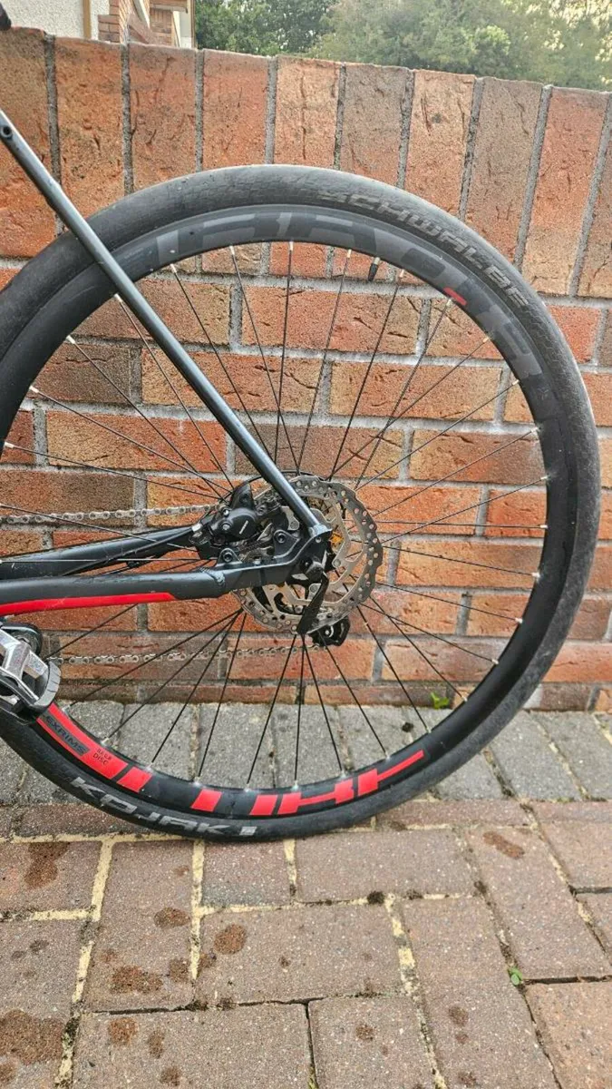 Cube SL Flat Bar Road Bike 56cm Frame - Image 2