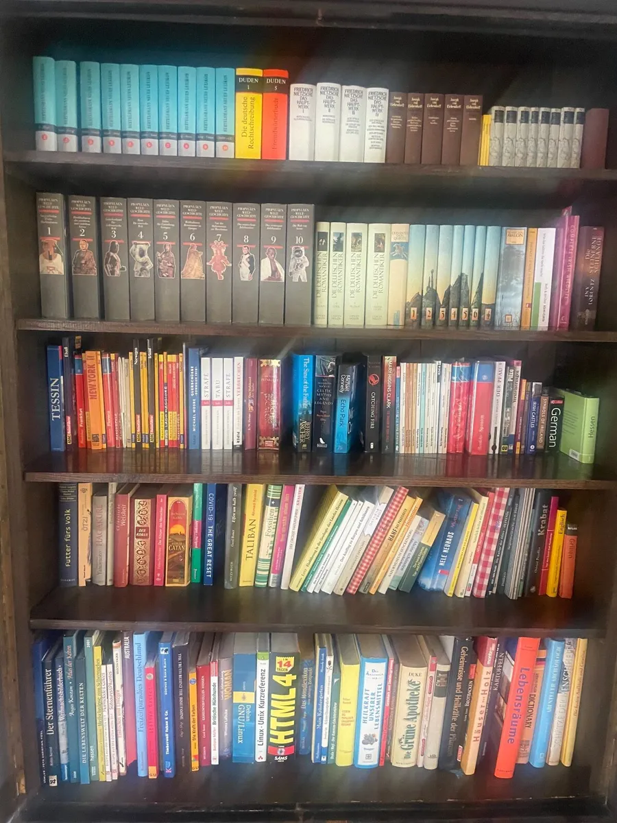 German and English books - Image 1