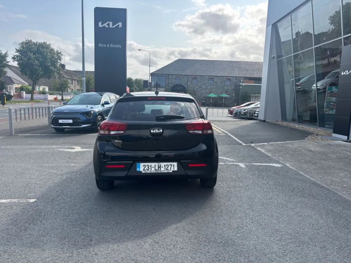 Kia Rio PE Petrol My2021 5DR - Image 2