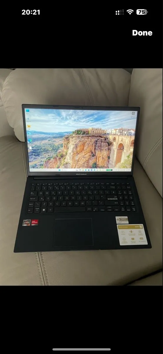 Asus Ryzen 7 16gb ram 512ssd win 11 - Image 1