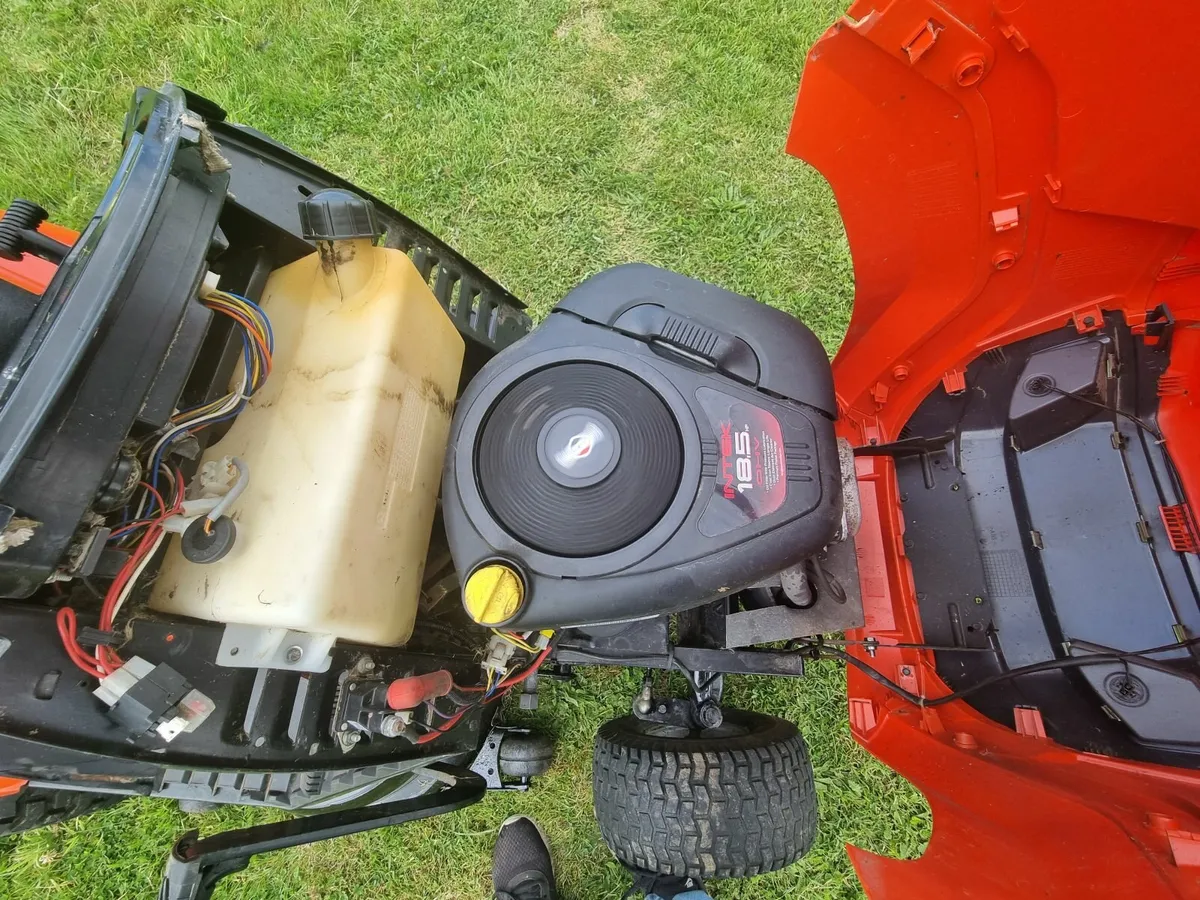 For sale oleamac ride on mower - Image 3