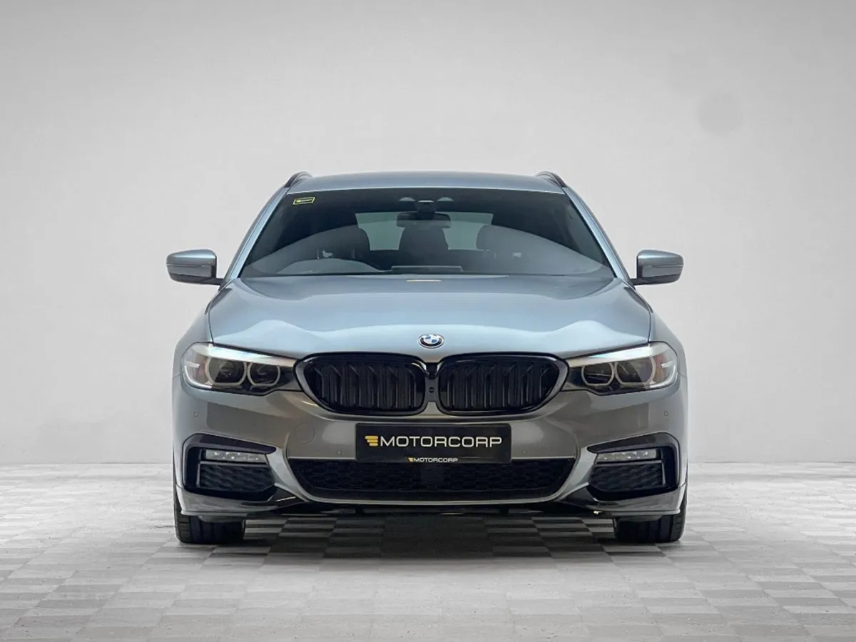 BMW 5 Series 520D M Sport - Image 2