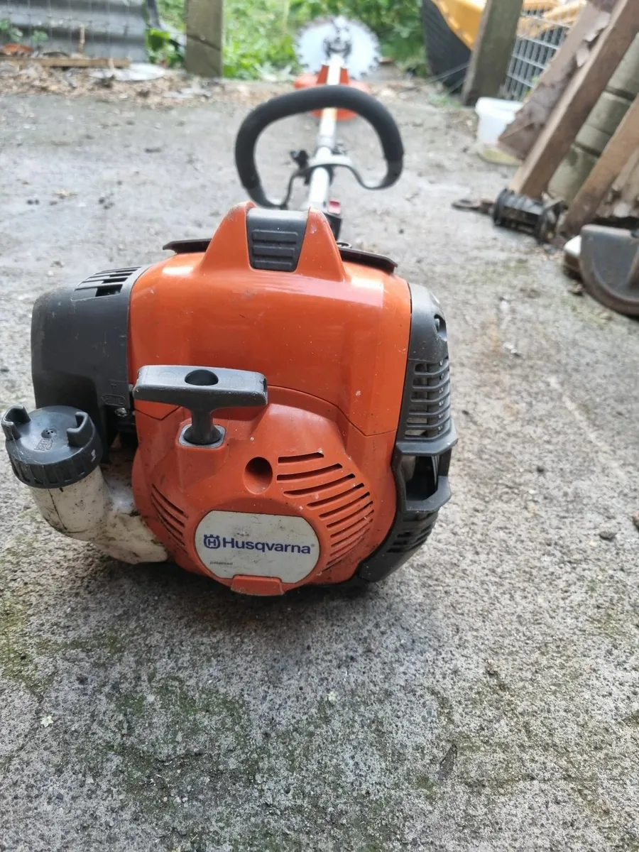 For sale huskqarna strimmers - Image 1