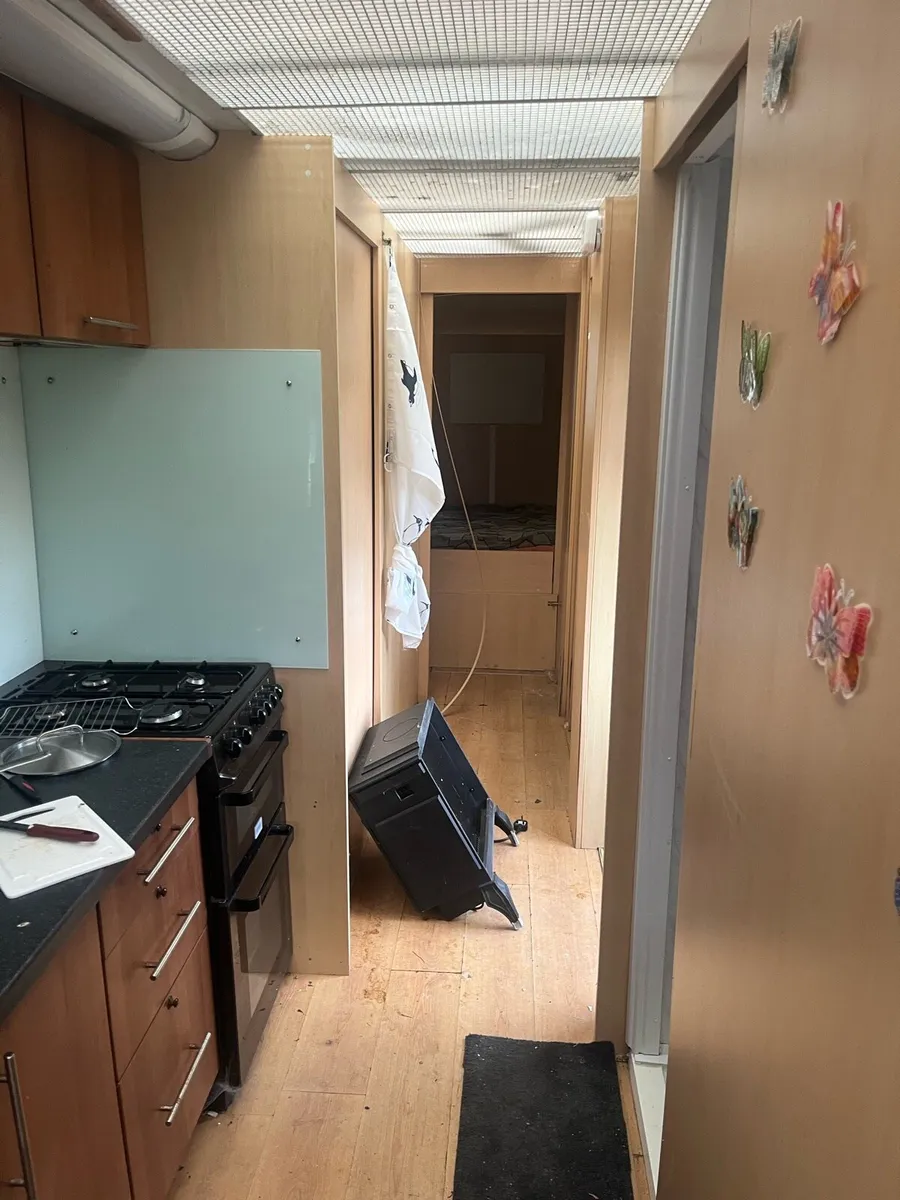 Motorhome - Image 2