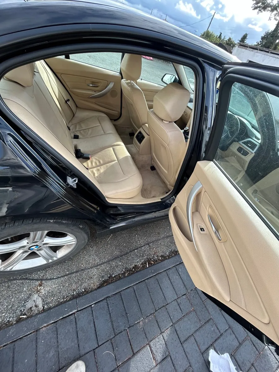 BMW 3-Series 2014( Read Description !) - Image 3