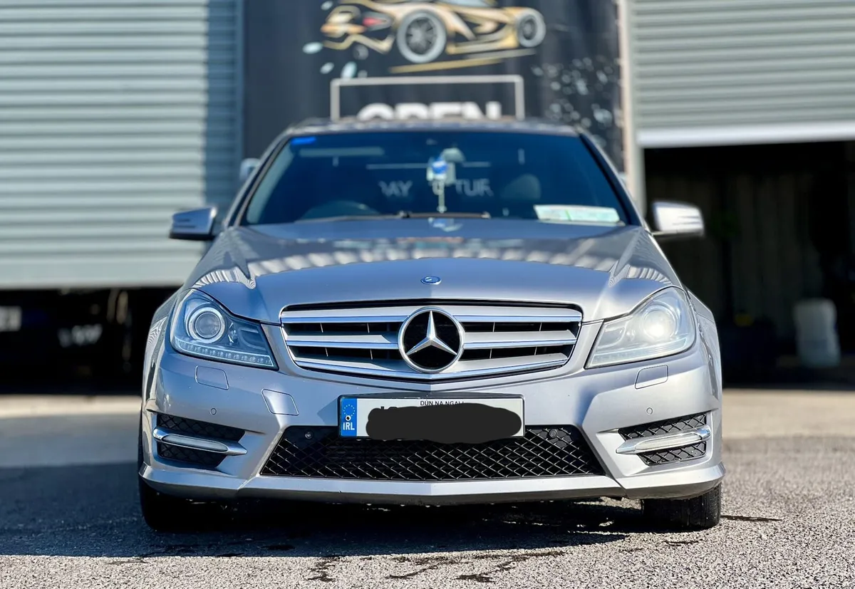 Car - Image 1