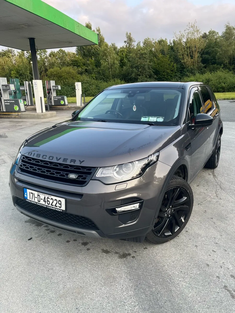 Land Rover Discovery Sport - Image 2