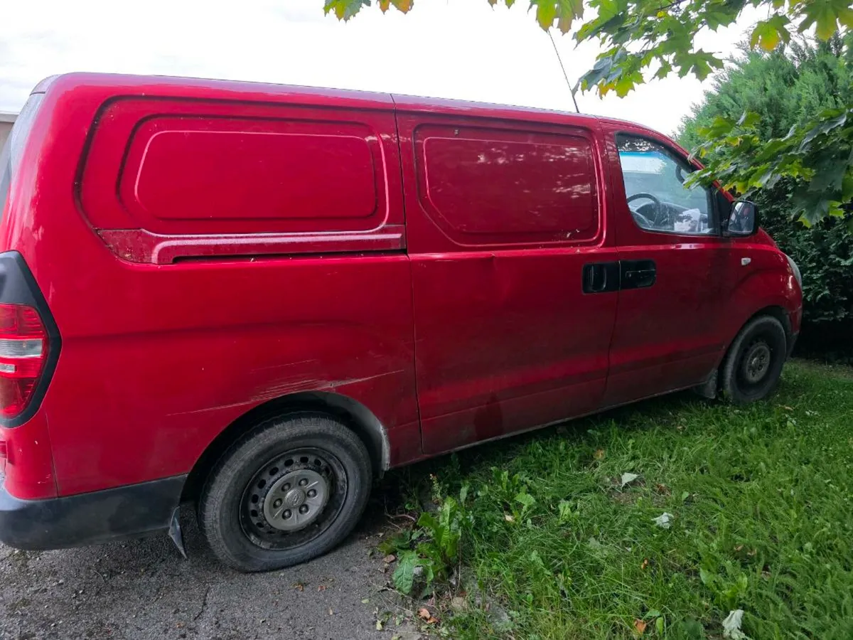 Hyundai H-1 - Image 2