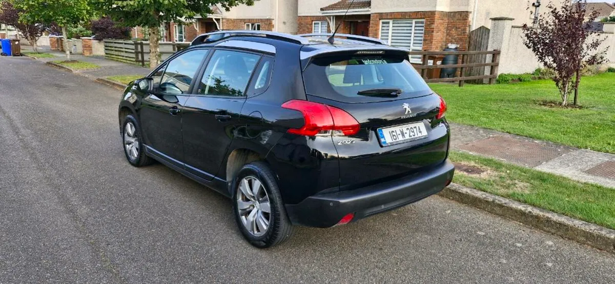 Peugeot 2008 active - Image 4