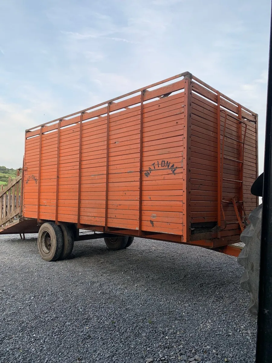 Cattle trailer - Image 2