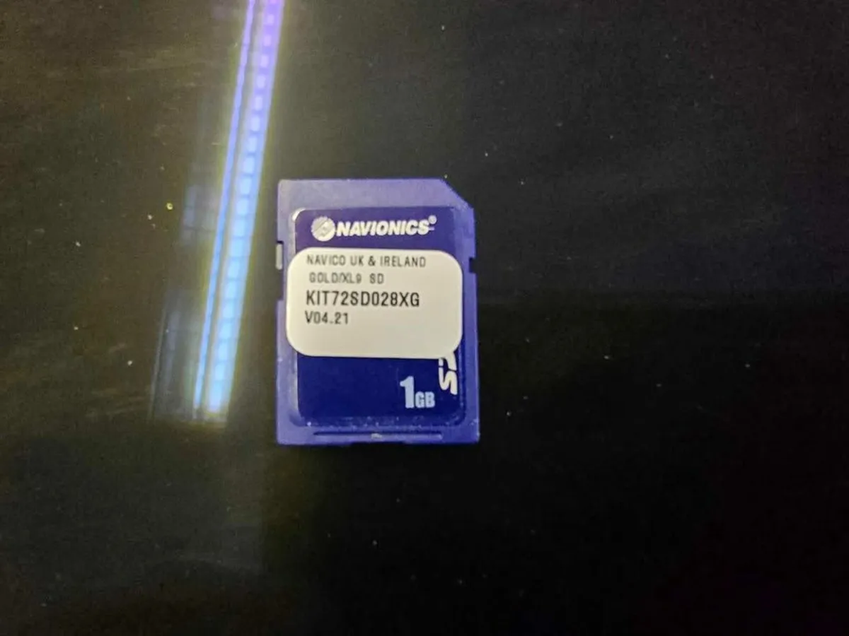 Lowrance HDS8M Chartplotter - Image 3
