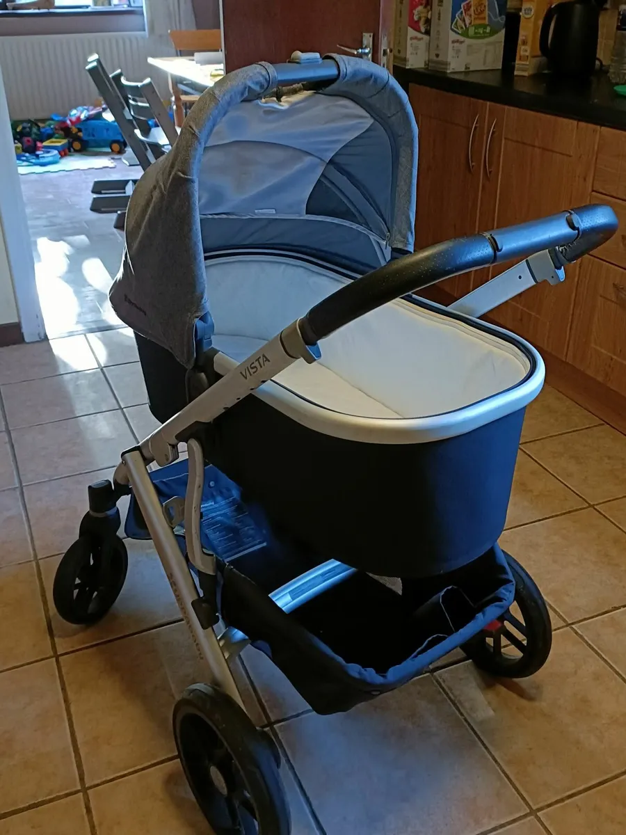 Uppababy Vista Travel System - Image 1