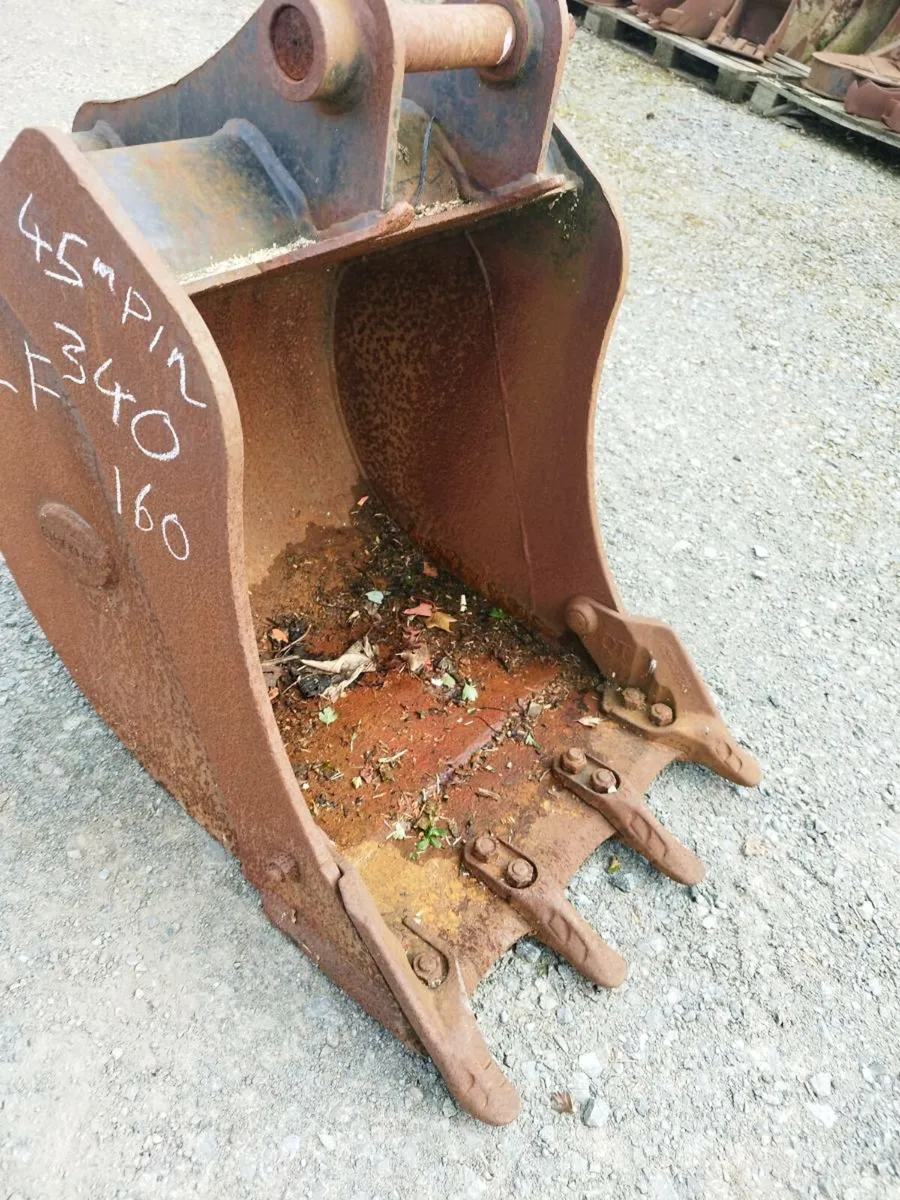 Digger bucket - Image 1