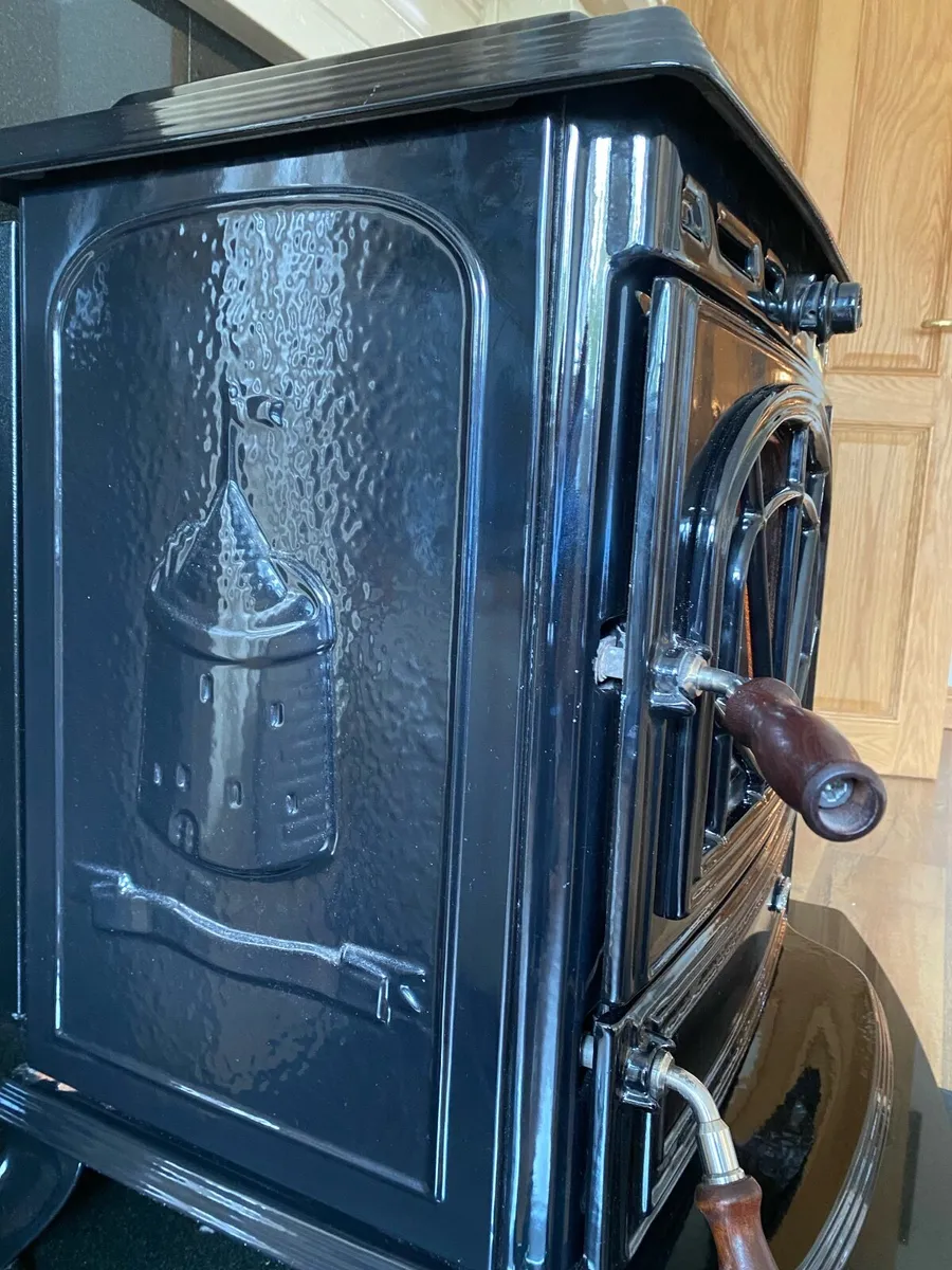 Stanley Erin Boiler Stove - Image 2