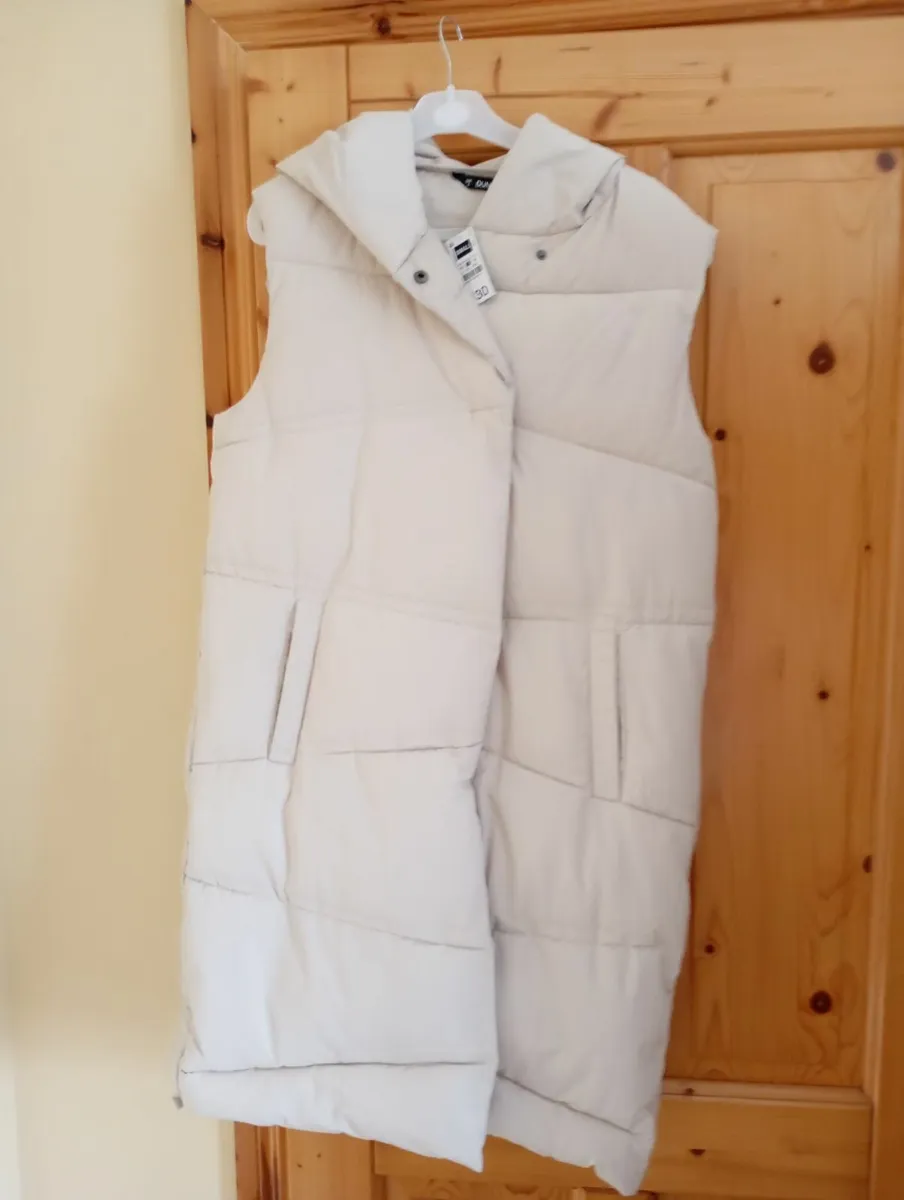 Ladies clothes - Image 4