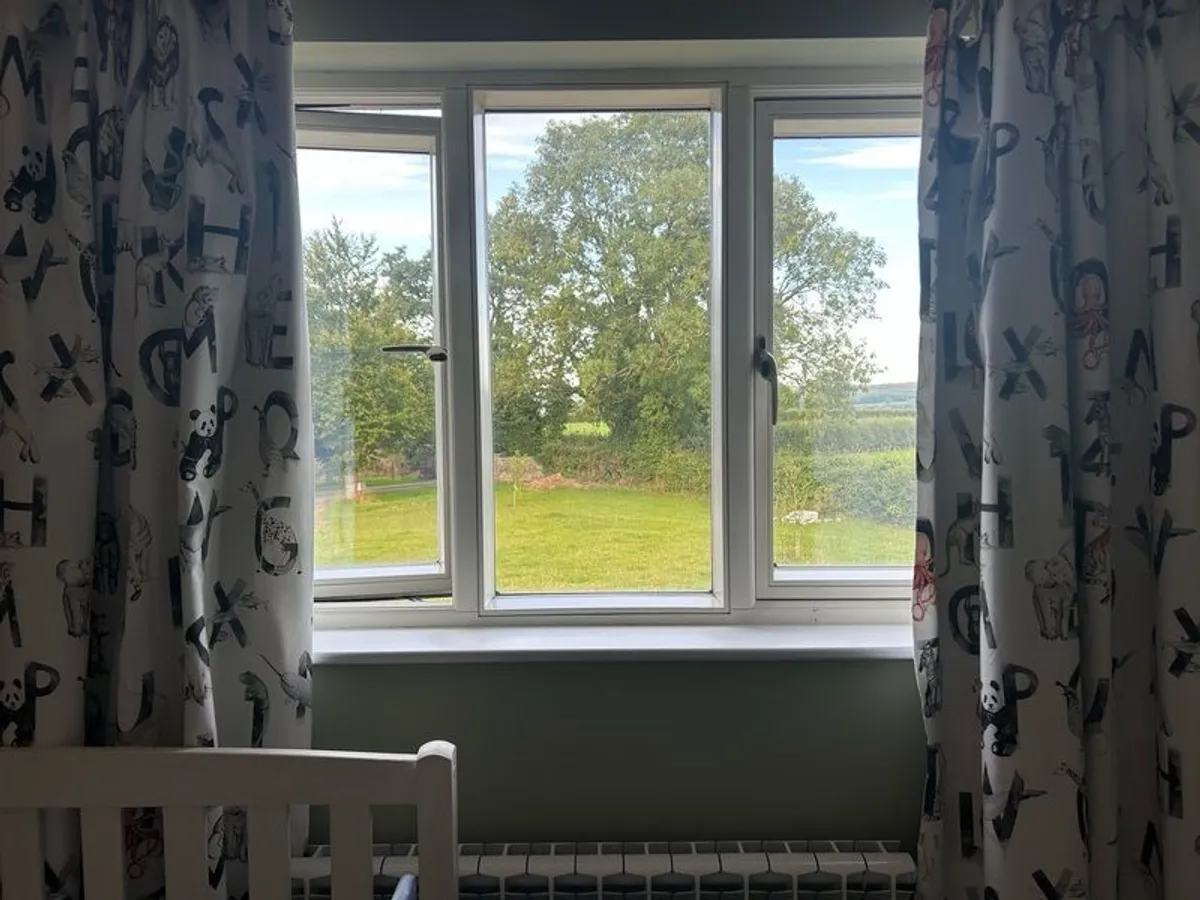 Children's Curtains - Image 1