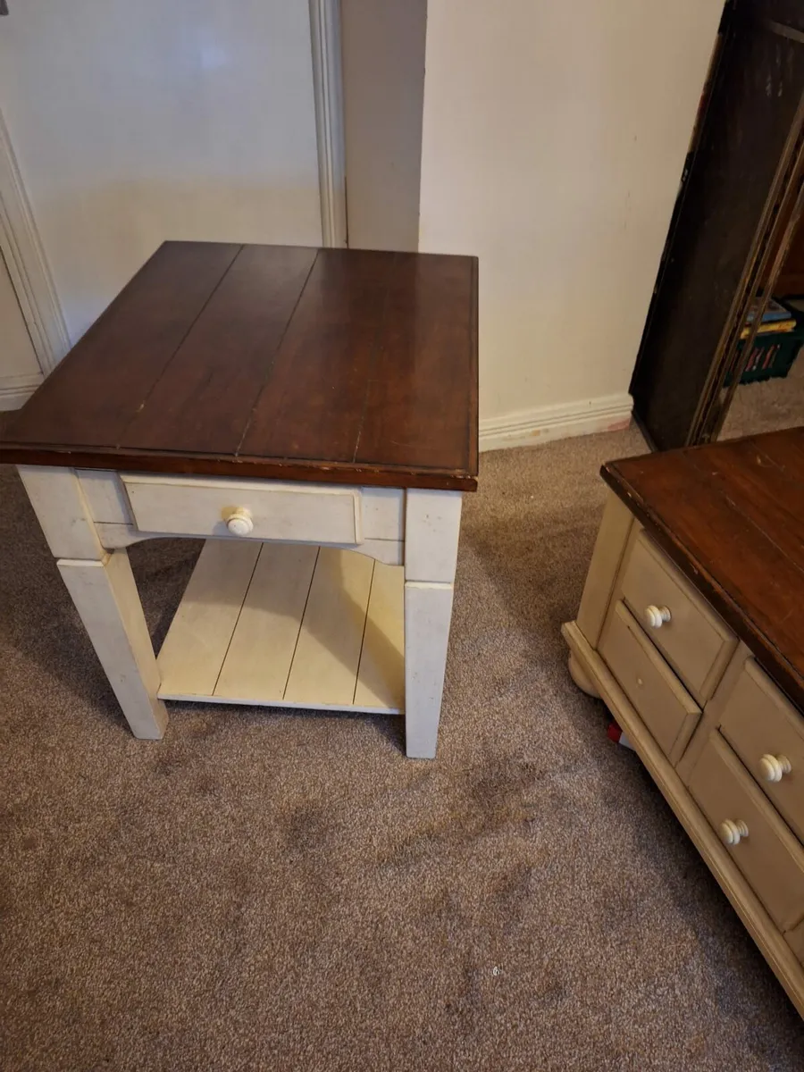 Living room furniture - Image 2