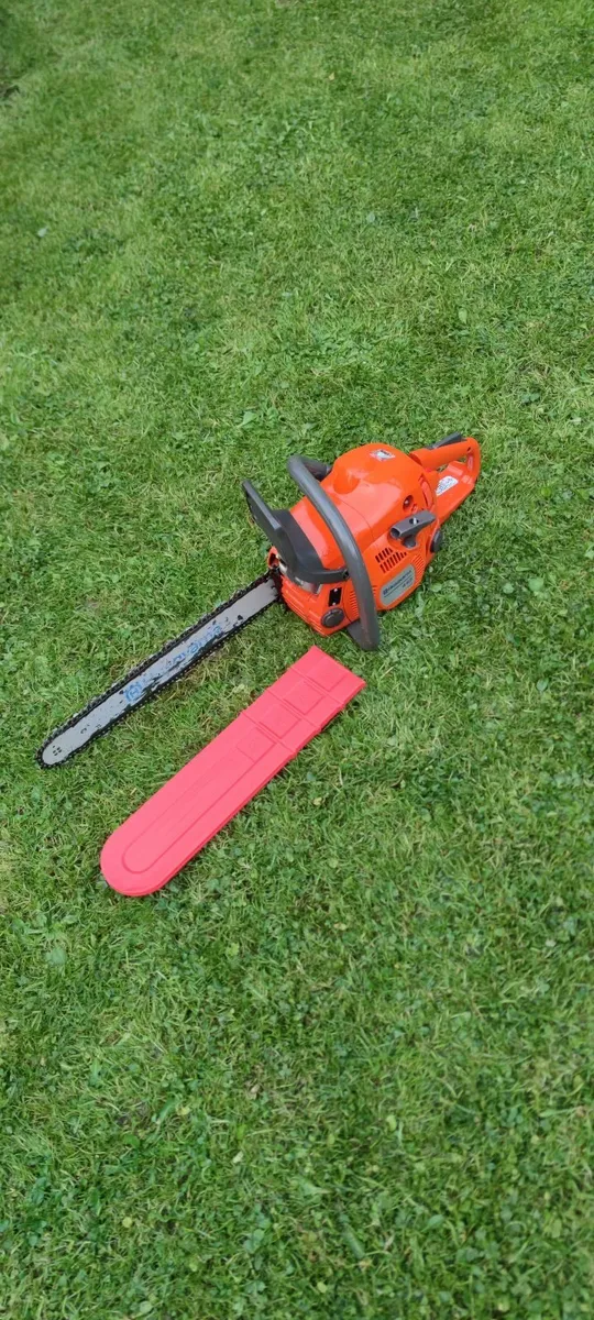 Husqvarna 445 chainsaw - Image 1