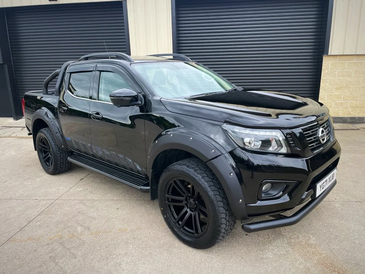 212 2021 NISSAN NAVARA 2.3 DCI N-GUARD AUTO - Image 3