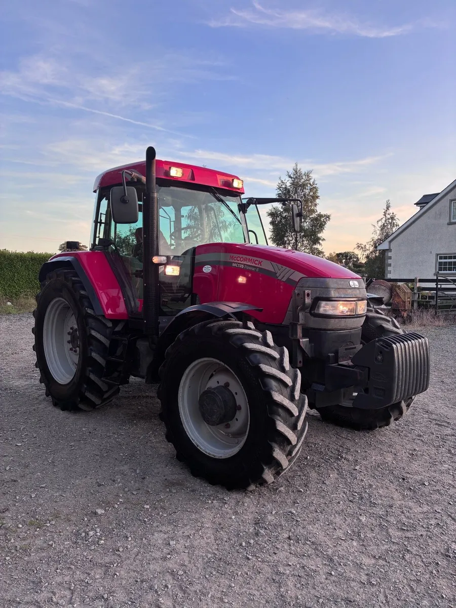 Mccormick MC135 year 2008 - Image 2