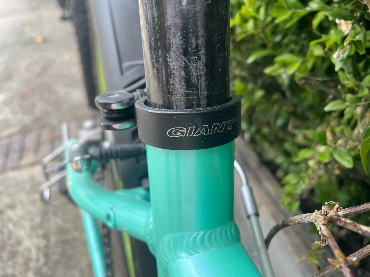 GIANT Liv Enchant 24" Girls Bike - Image 4