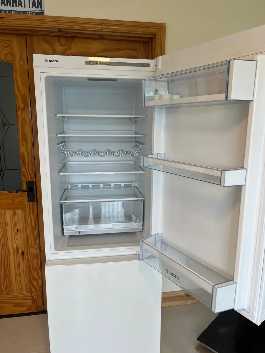 Fridge freezer - Image 3