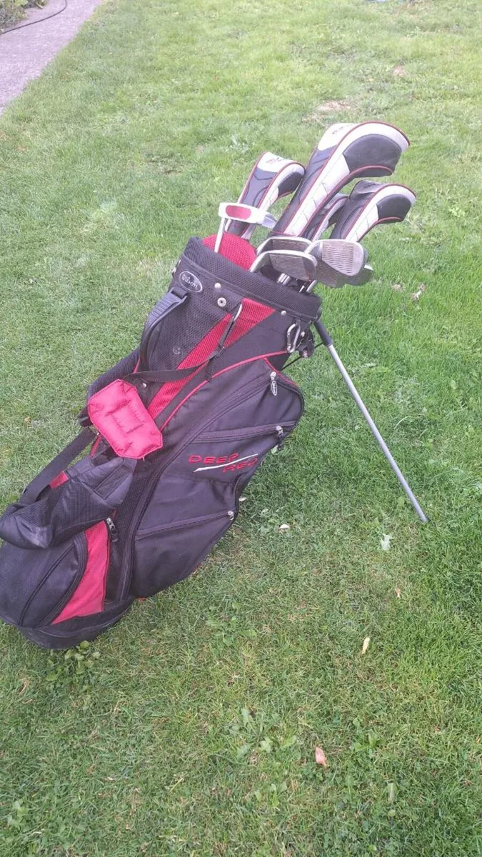 Wilson Mens Deep Red Golf Club Set - Image 1
