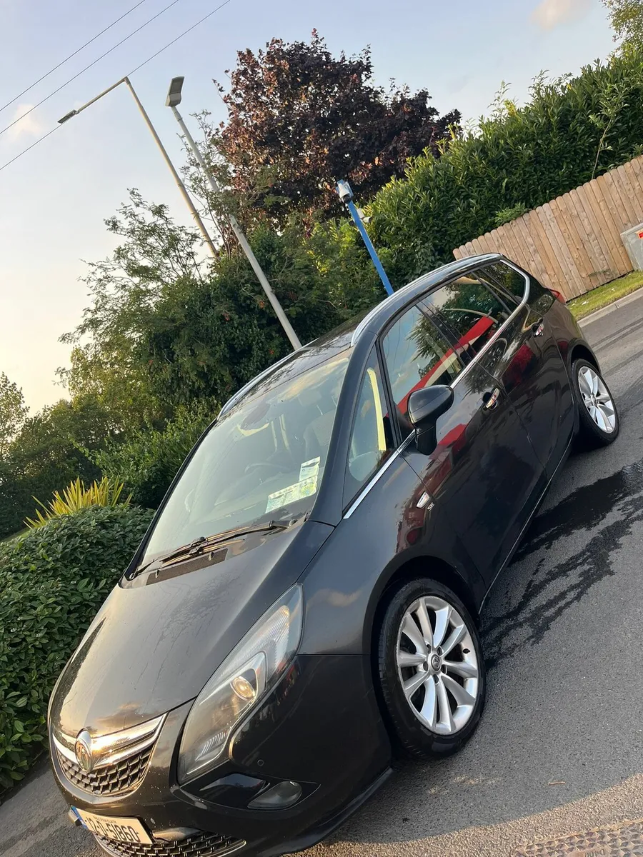 Vauxhall zafira 7 seater new model - Image 1