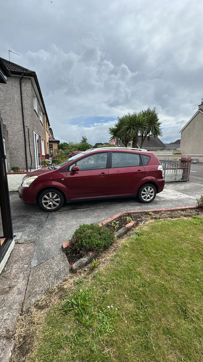 Car - Image 1