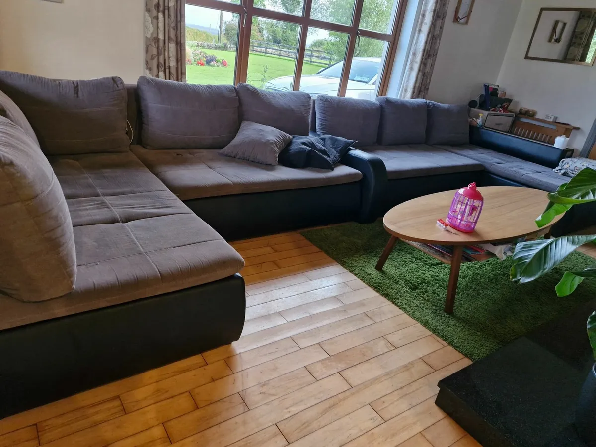 Couch/sofa bed x2 - Image 2