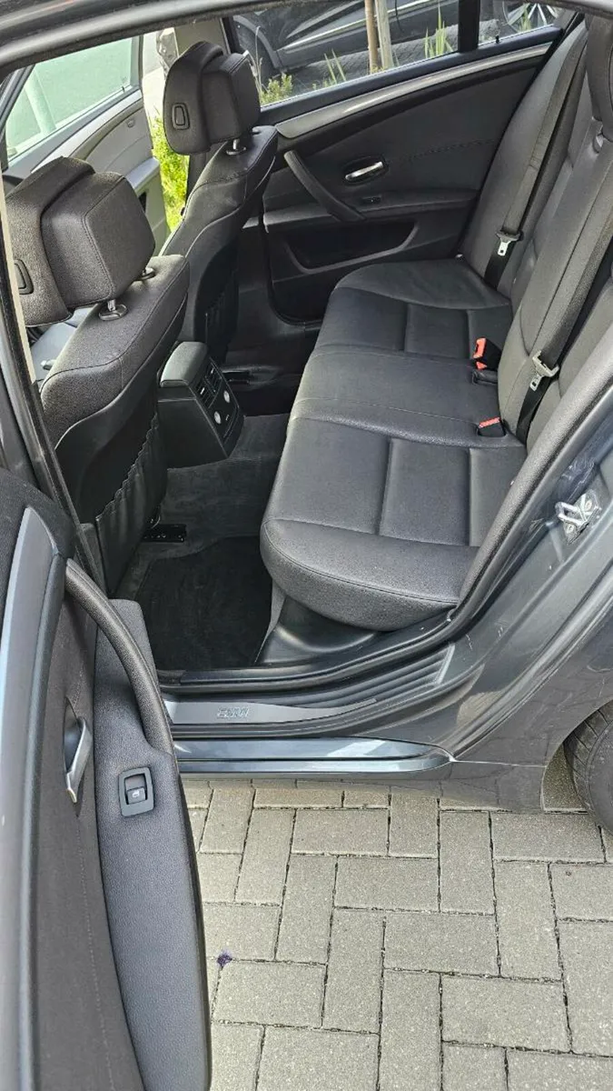 2008 BMW 520d - Image 2