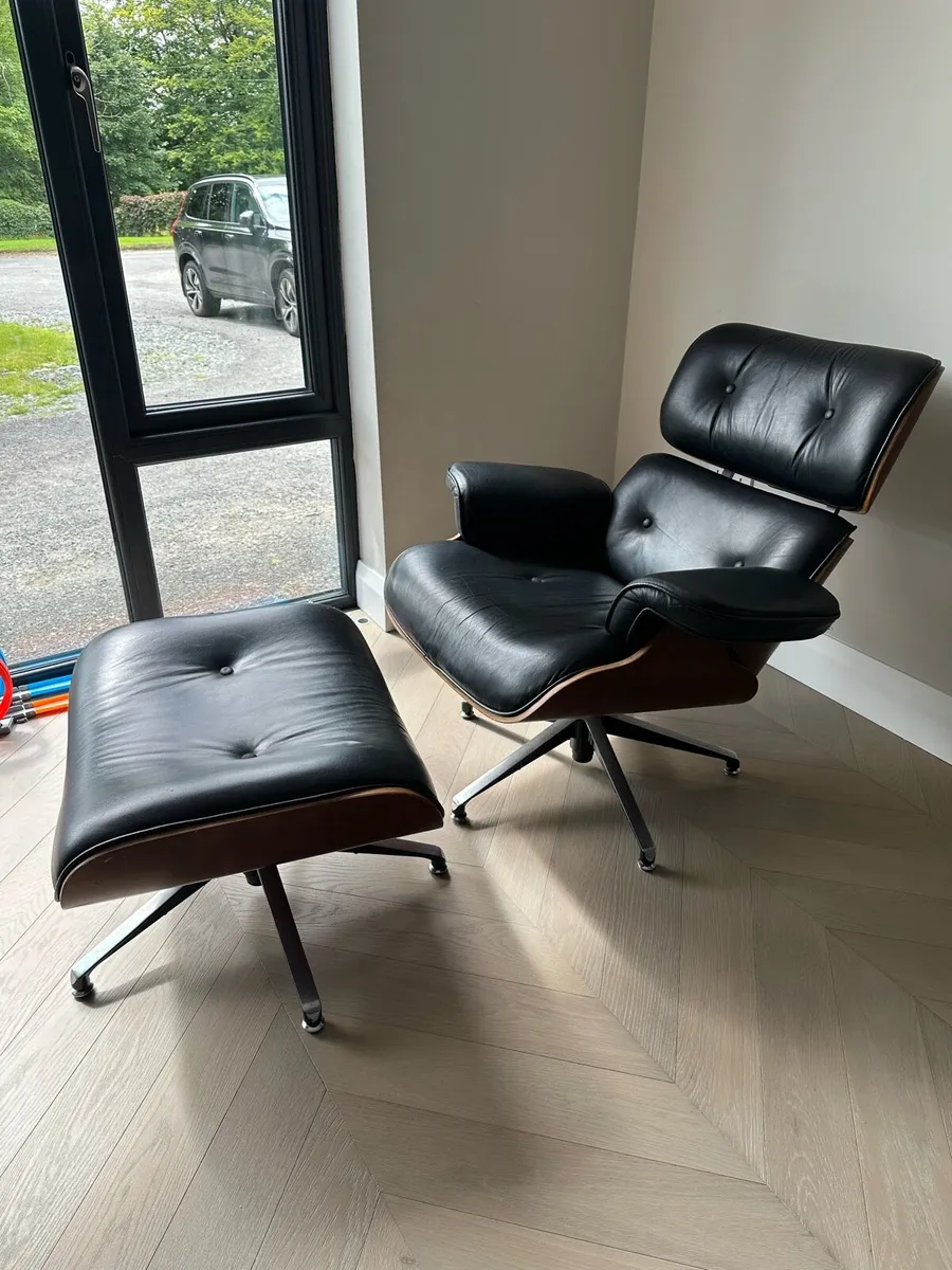 Eames lounger and ottoman - Image 2